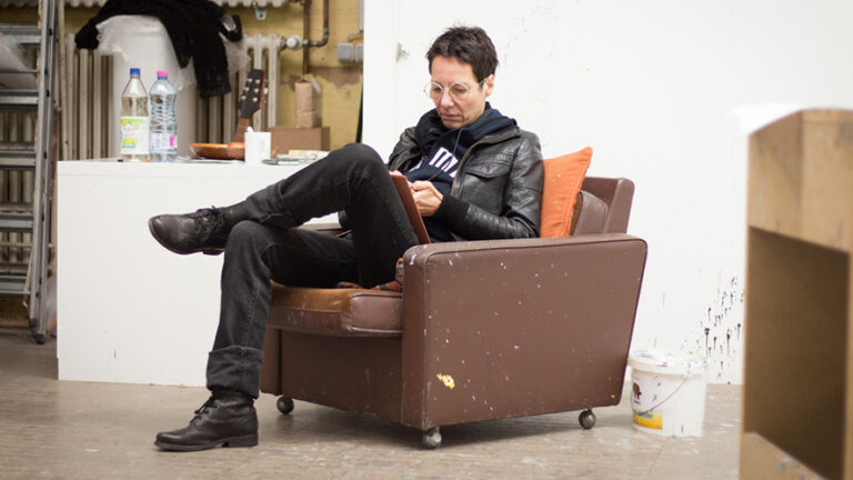 Il Gran Premio svizzero d’arte a Jacqueline Burckhardt, Marianne Burkhalter, Christian Sumi e Valerie Favre