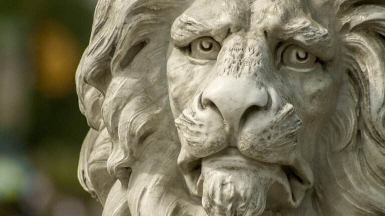 Lugano: la collezione privata delle opere dello scultore svizzero Mario Bernasconi