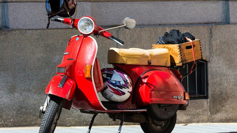 In sella con il Vespa Club del Ticino