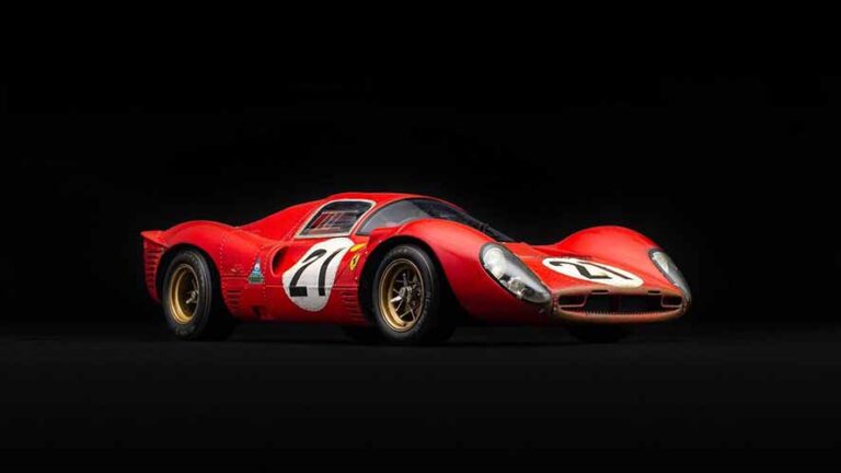 La Ferrari 330 P4 è un sogno ad occhi aperti