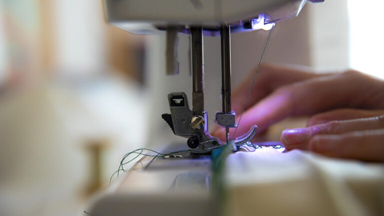 Tessile: la SAMS Scuola d’Arti e Mestieri della Sartoria di Lugano è il punto di riferimento