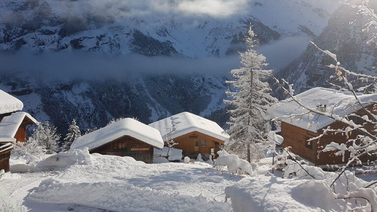 Gimmelwald, il piccolo villaggio pedonale nell’Oberland bernese
