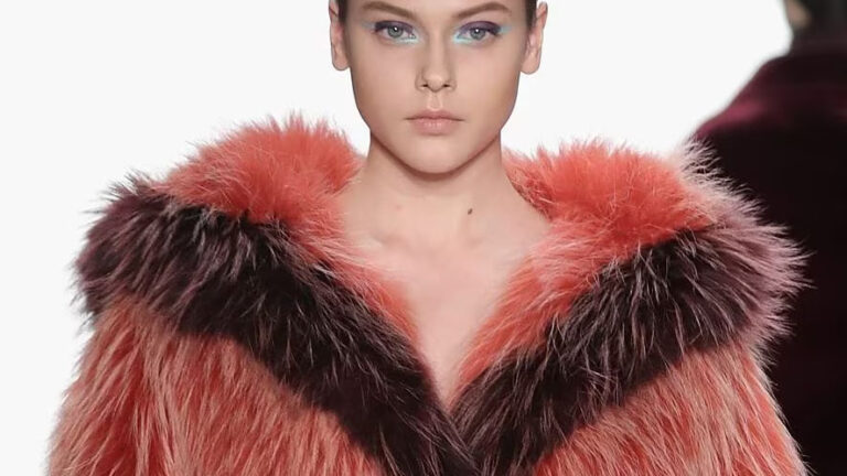 Giorgio Armani annuncia l’impegno all’abolizione dell’uso delle pellicce