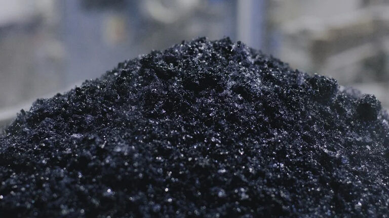 Il bottino di guerra in Ucraina: la partita sui metalli rari