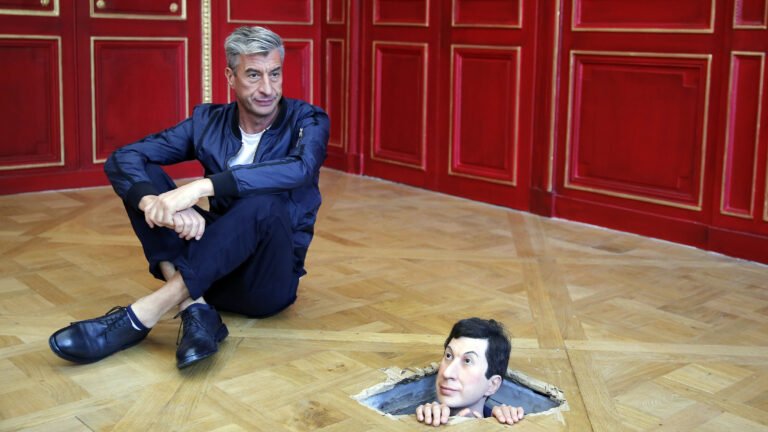 Il provocatore senza veli Maurizio Cattelan, l’assurdo della società contemporanea