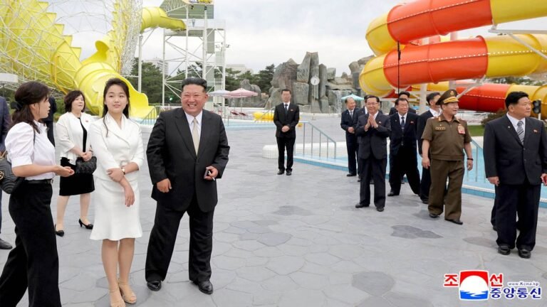 Corea del Nord: Kim Jong inaugura il paradiso balneare… per pochi eletti