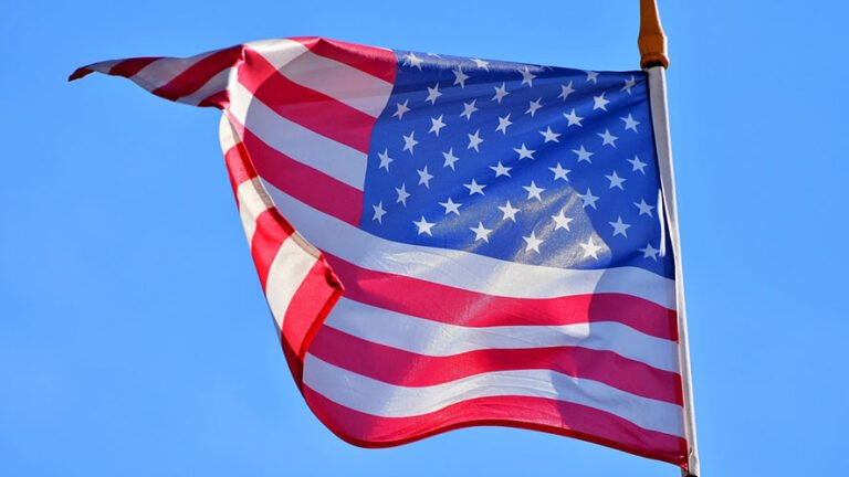 I Miliardari americani che hanno fatto fortuna come dipendenti