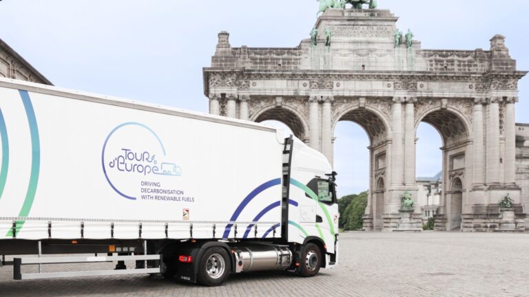 Iveco in vendita: Exor decide, il governo osserva, i lavoratori tremano