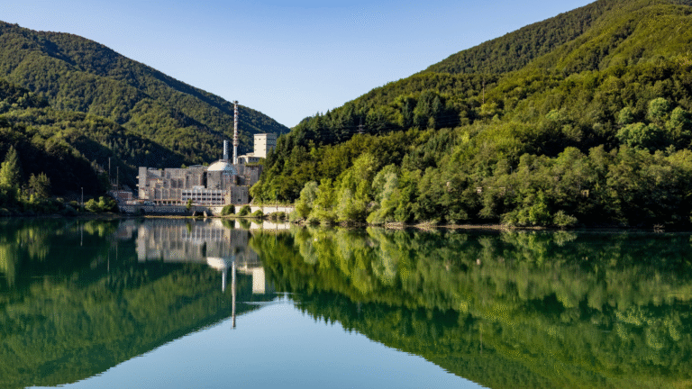 Newcleo rilancia il nucleare: energia pulita dalla cenere delle scorie