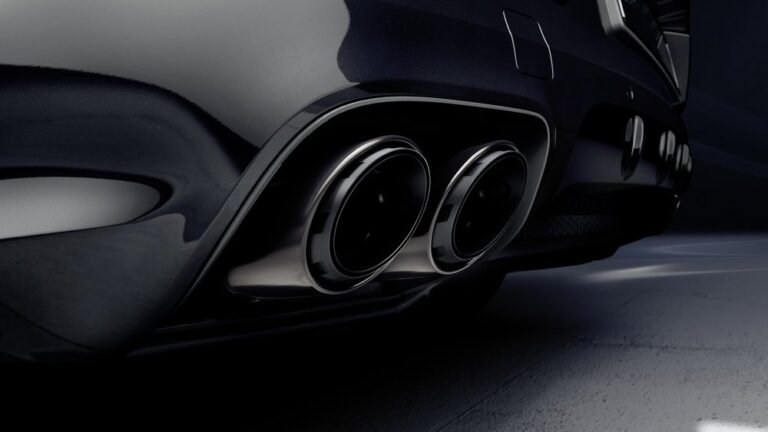 Porsche sotto tensione: l’elettrico non basta a ricaricare i conti