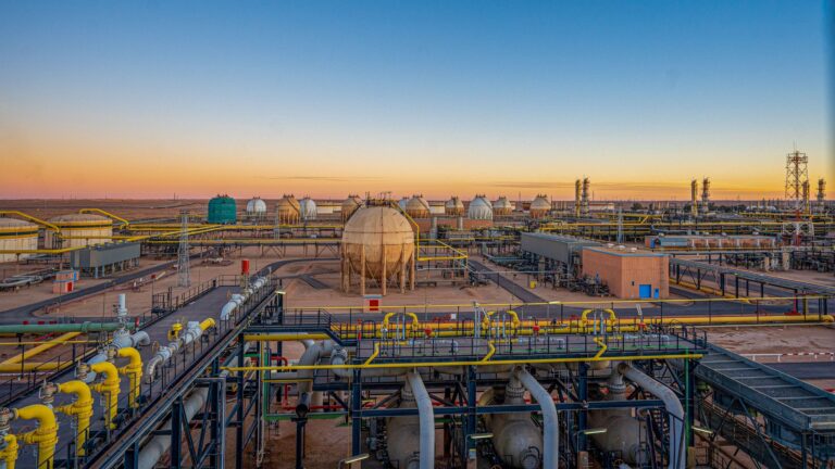 Algeria, shale gas bollente: ExxonMobil e Chevron corteggiate da Sonatrach