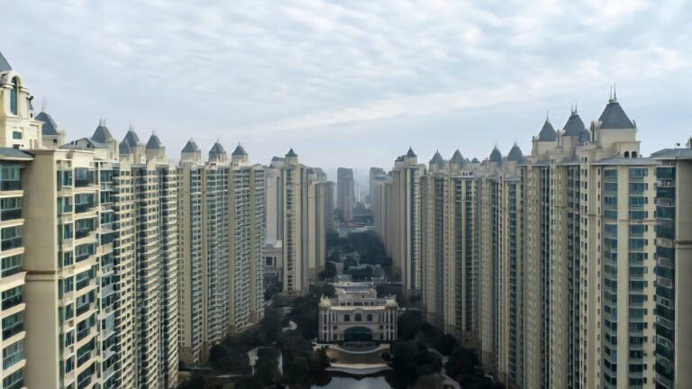 Da impero a bancarotta: la cinese Evergrande esce di scena