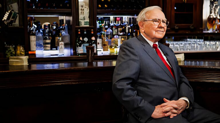 Berkshire Hathaway accusa il colpo: profitti dimezzati, tra svalutazioni e valute ballerine