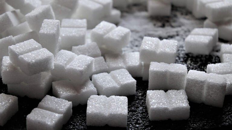 La Svizzera si impegna a ridurre lo zucchero in bevande, yogurt e cereali