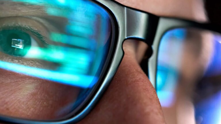 Occhiali intelligenti: la nuova frontiera della tecnologia indossabile