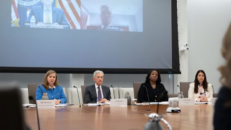 Verbali FED di settembre rivelano tensioni e strategie