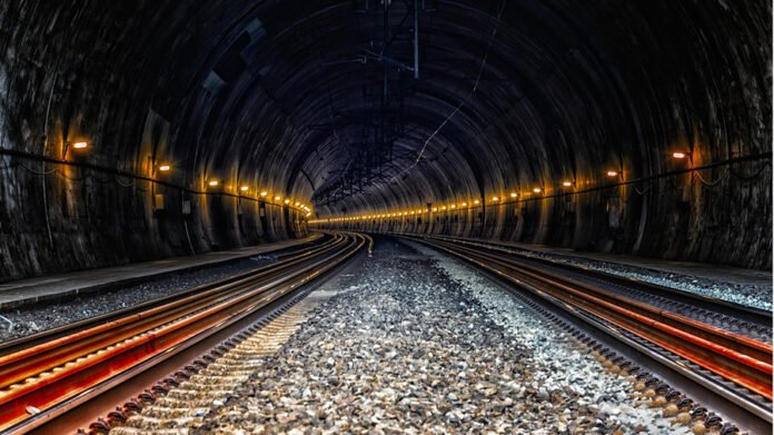 Tunnel