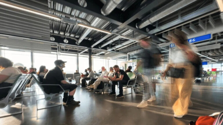 Sicurezza aerea in Svizzera: nuova intesa per i controlli di frontiera