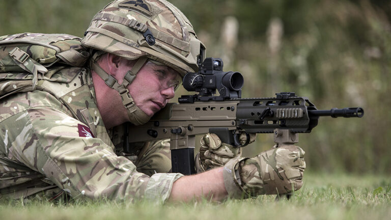 Londra rifiuta il contributo al fondo di difesa UE: freno al “reset” con Bruxelles