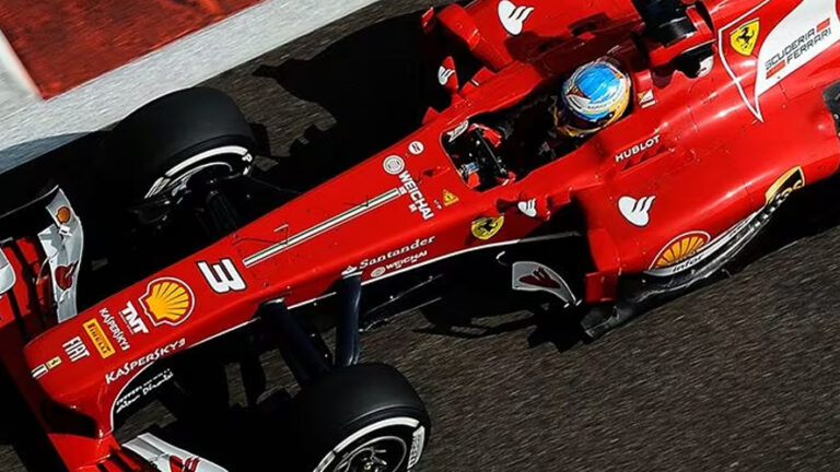 Ferrari al vertice del valore in Formula 1: la scuderia batte Mercedes nell’era d’oro del motorsport
