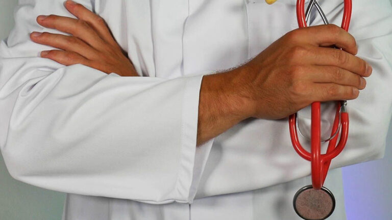 Sanità in Egitto: investimento strategico per la crescita e il benessere