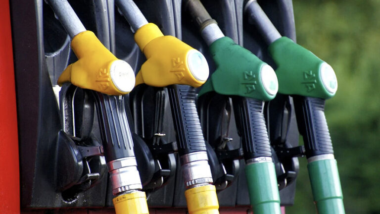 Il contrabbando di carburante in Libia: un affare da miliardi e ripercussioni internazionali