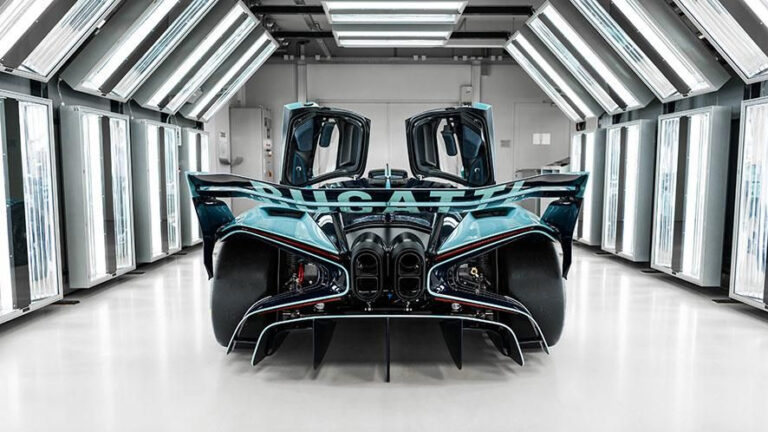 Bugatti Bolide: cala il sipario sull’Hypercar dei record