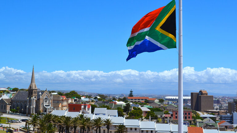 La Cina sostiene la partecipazione del Sudafrica al G20: scontro tra Pechino e Washington