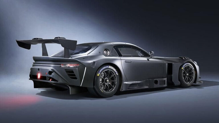 Toyota svela il futuro del motorsport: debuttano i prototipi GR GT e GR GT3