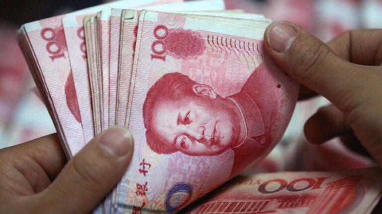 Cina: surplus commerciale record e rimbalzo dell’export a novembre