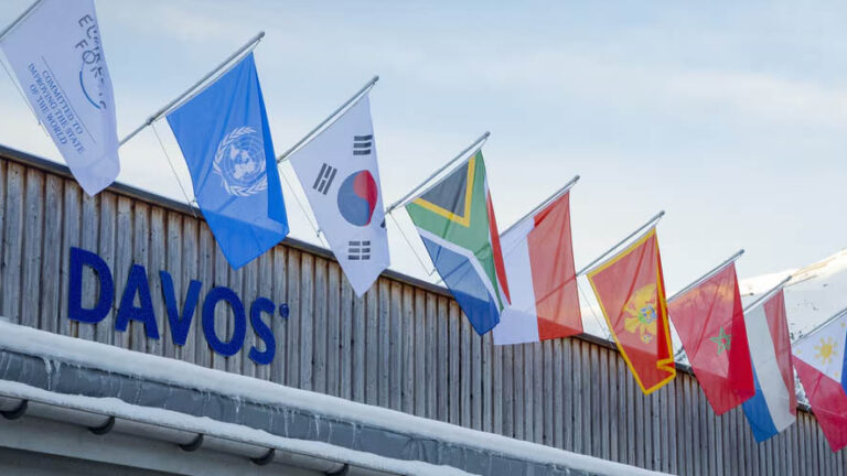 Davos: oltre 2.500 leader mondiali si riuniscono per affrontare le sfide globali