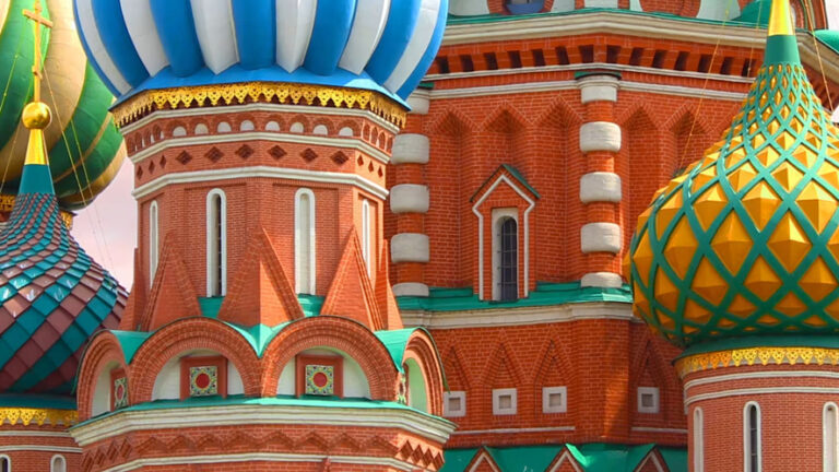 Le radici del conflitto Russia-Occidente: oltre la propaganda