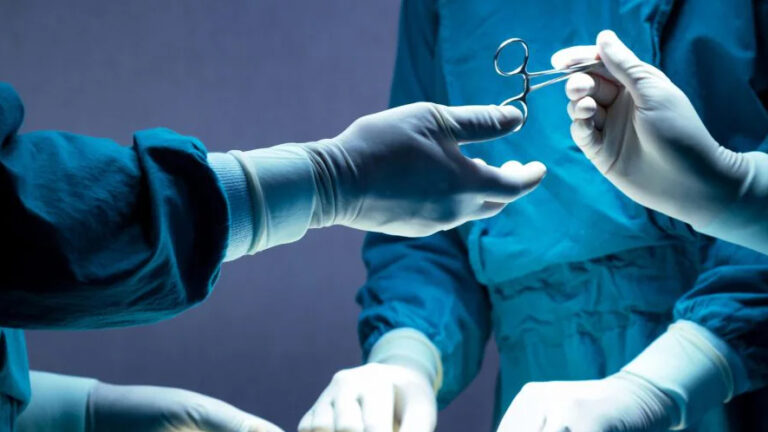 Emergenza Crans-Montana: solidarietà internazionale e cure all’estero