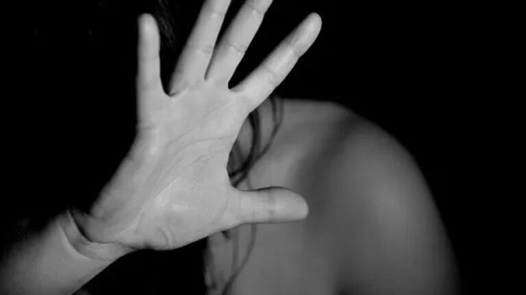 Molestie sessuali sul lavoro: la Confederazione aggiorna le linee guida