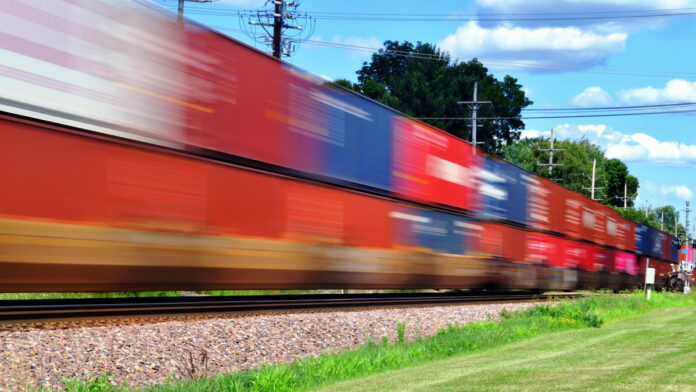 Merci transalpine: la ferrovia perde terreno nel 2025