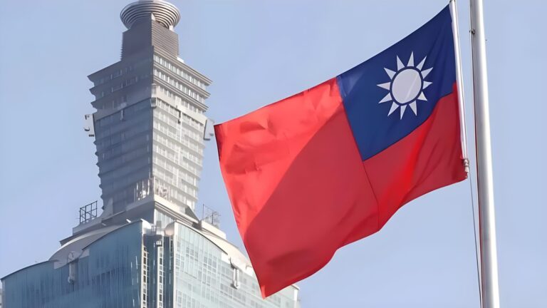 Taiwan, Washington avvisa: «Difesa più forte o il sostegno calerà»