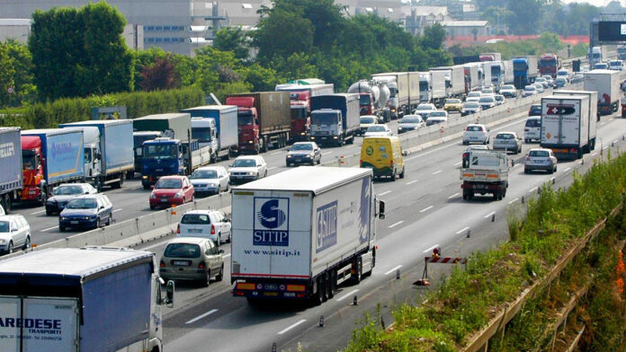 Modernizzazione tecnologica e nuovi controlli per la tassa sul traffico pesante