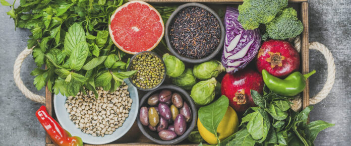 Dieta vegetariana: “Spendere tra i 30 e i 53 euro a persona” è la chiave del risparmio