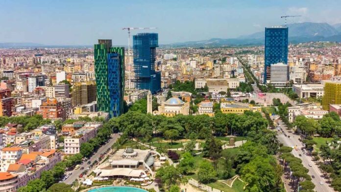 Un passo storico per Tirana verso l’Unione Europea
