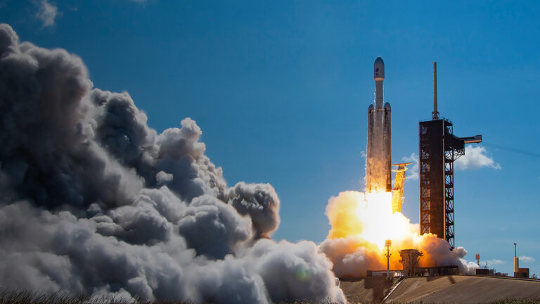 SpaceX sbarca sul Nasdaq: i dettagli della IPO più grande della storia