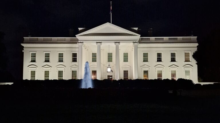 Storia del 4 luglio: come nasce l’America photo copyright hoinews.ch