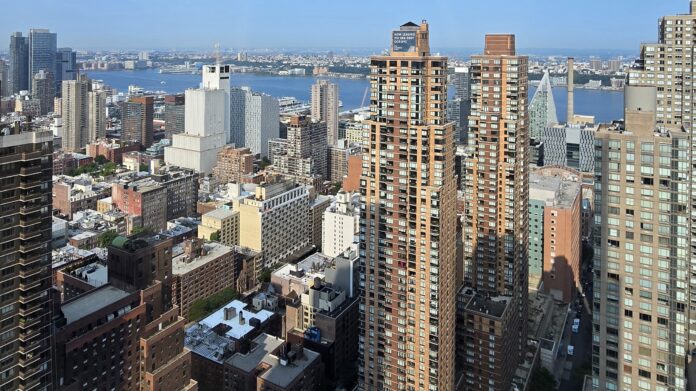 New York, photo copyright hoinews.ch