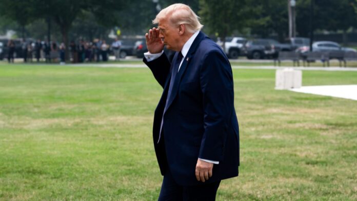Photo courtesy: White House press gallery copyright, President Donald J. Trump delivers remarks at a FIFA reception in New York City Borse europee in rialzo mentre Trump prepara nuovi dazi: l’argento guida la corsa dei metalli