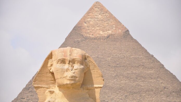 cairo Economia; il nuovo asse tra Parigi e Il Cairo, la cooperazione bilaterale si è intensificata