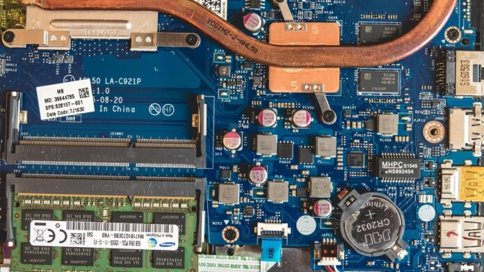 informatica Ancora criticità nei sistemi informatici svizzeri