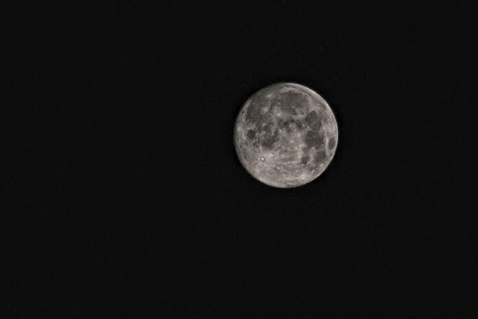 La NASA valuta nuove missioni scientifiche per la Base Lunare