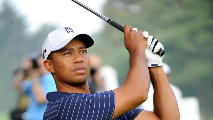 Tiger_Woods_-_AT&T_National_tournament_2009 Scopri la storia di Tiger Woods, tra primati sul campo da golf