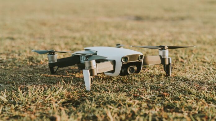 drone 1 Trump impone dazi sui droni fino al 100%: deroghe per UE e Svizzera