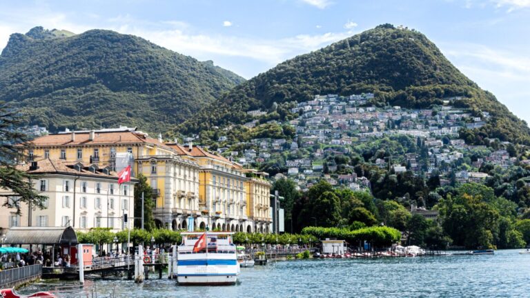 L’economia di Lugano tra stabilità e nuove sfide: cresce il terziario, ma pesano i bilanci