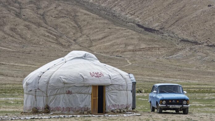 ta Afghanistan sotto pressione: la mossa strategica di Iran, Pakistan e Tagikistan